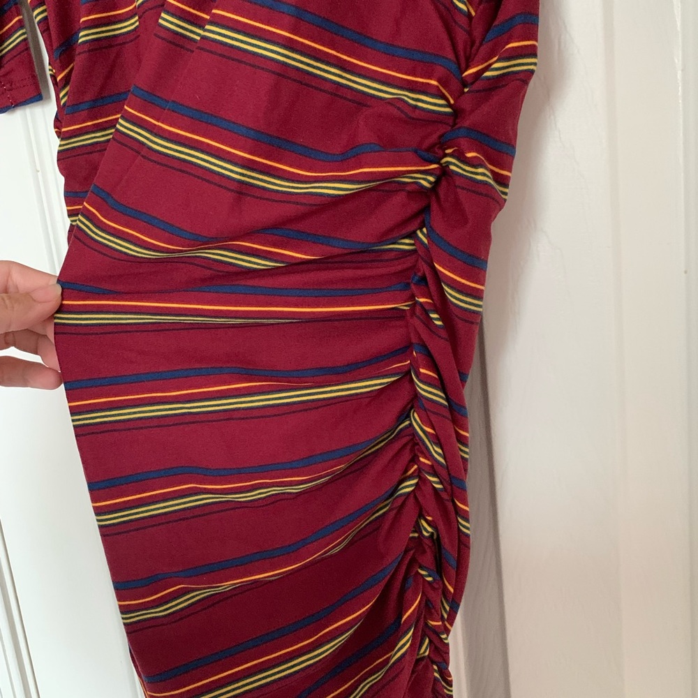 MotherBee Maternity Dress - Picture 4 of 8
